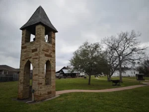 Home 13 Fernland Historical Park